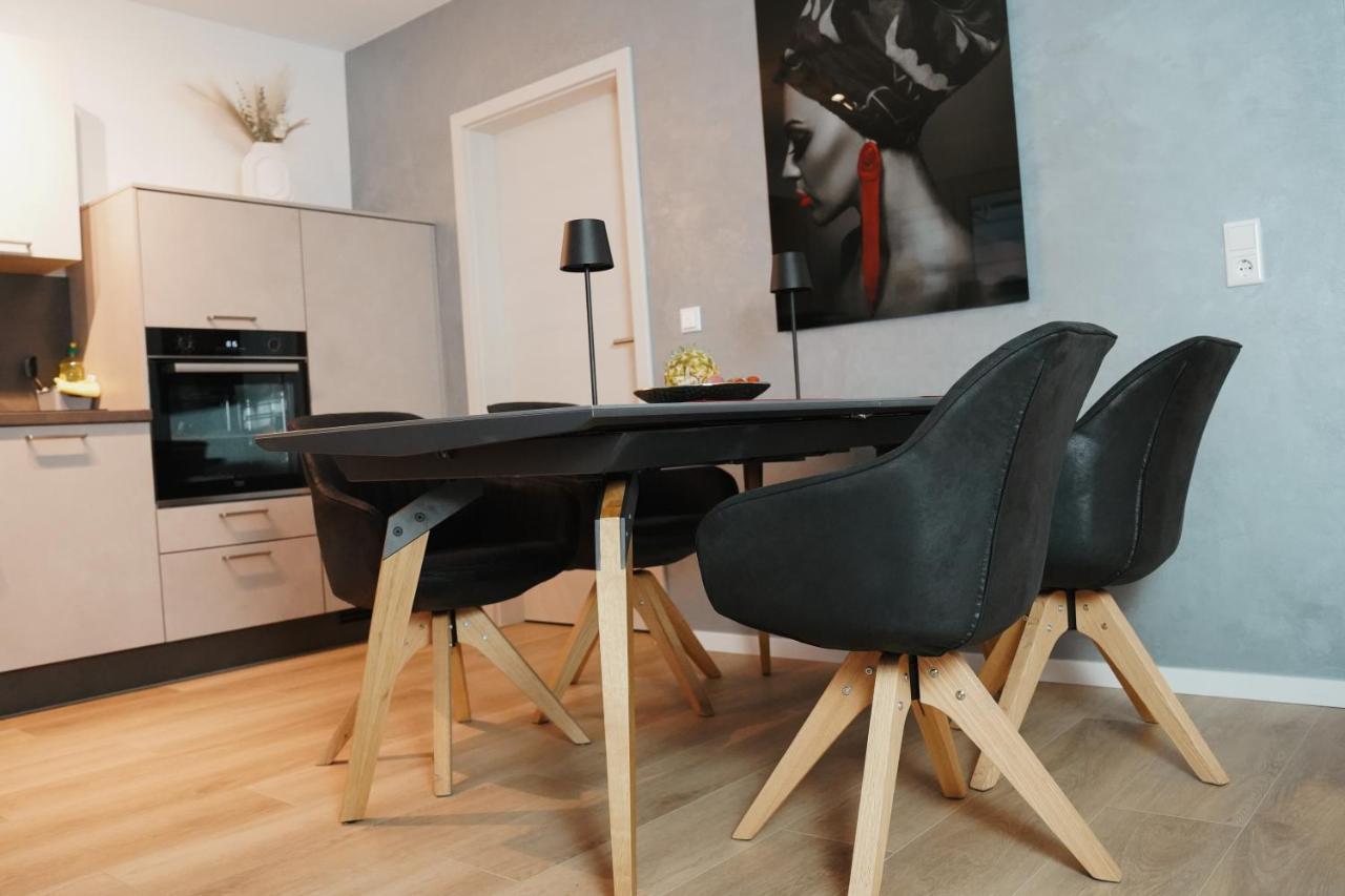 Ferienwohnung Kamin, Parkplatz, Balkon, Stilvolles Zuhause,Grosszuegig Paderborn Exterior foto