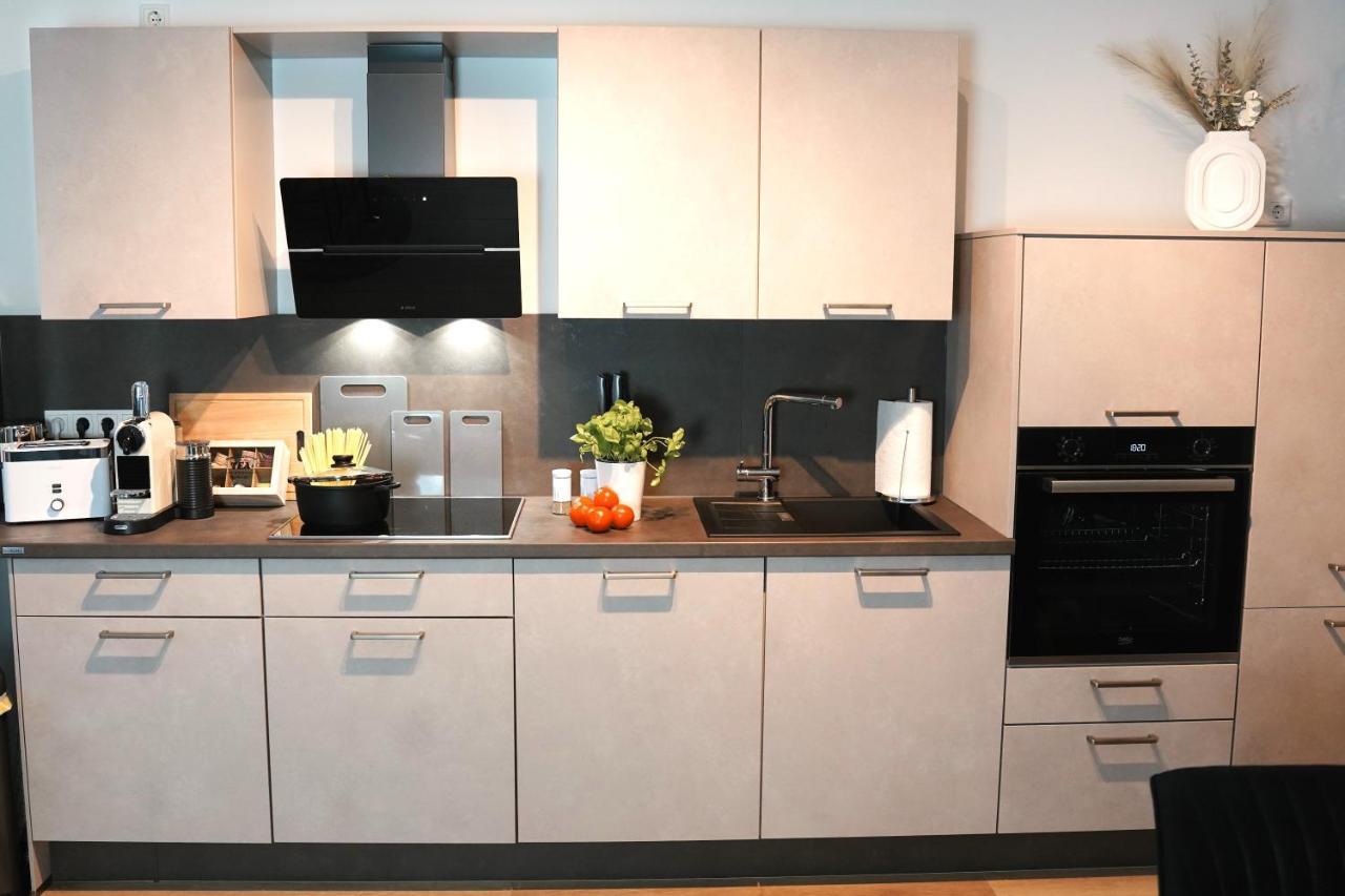 Ferienwohnung Kamin, Parkplatz, Balkon, Stilvolles Zuhause,Grosszuegig Paderborn Exterior foto